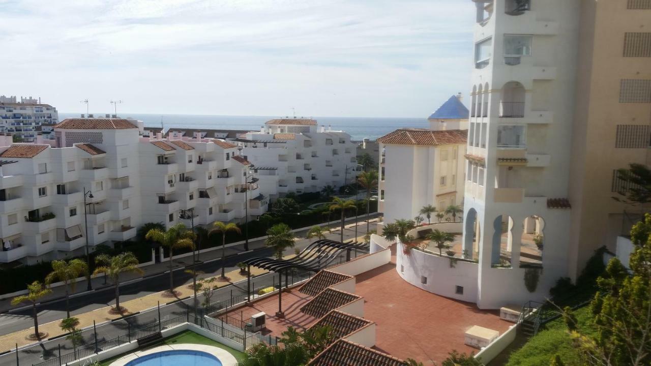 Puerto Deportivo 에스테포나 외부 사진