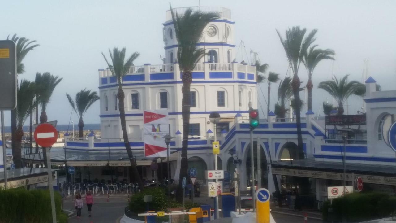 Puerto Deportivo 에스테포나 외부 사진