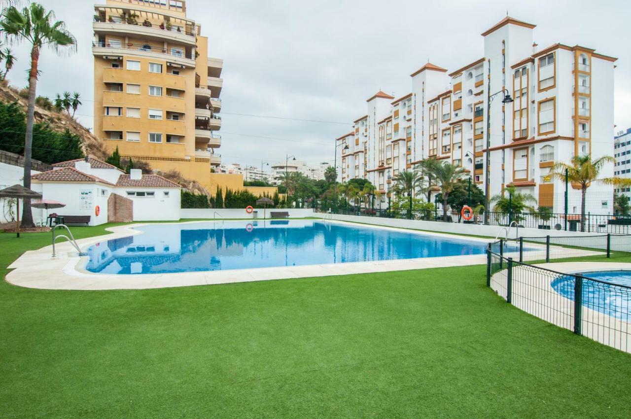 Puerto Deportivo 에스테포나 외부 사진
